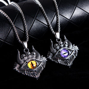 个性复古恶魔之蓝眼睛项链男潮霸气嘻哈朋克宝石魔眼钛钢毛衣吊坠