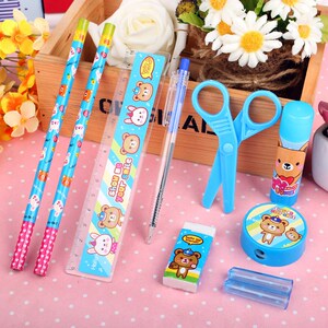 生日礼物女生小学生