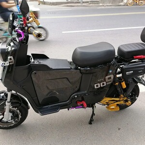 立佳009电动车中置箱中置储物箱007安装无缝直上超大容量带脚踏