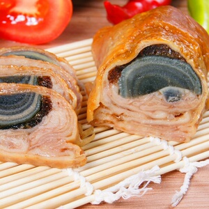 福建闽南特产小吃彩蛋鸭皮卷皮蛋卷即食鸡皮卷酒店宴席特色菜冷盘