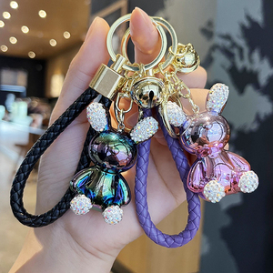 水晶镶钻兔子钥匙扣精致可爱女生挂件学生书包挂饰高端汽车钥匙链