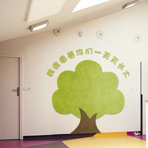 托管班幼儿园环创大树造型设计玄关小树自粘墙贴毛毡板扎板照片墙