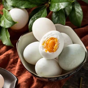 东北嘎嘎叫老式流油咸鸭蛋10枚特大新鲜海盐盐蛋黄心即食包邮