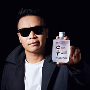 tt二龙湖浩久白酒浩哥小瓶浩酒青春小酒芝麻香型42度100ml*12瓶包