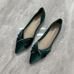 平底单鞋女夏2022年新款夏季尖头浅口鞋子法式软底豆豆四季船瓢鞋