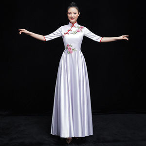 馨诗娅古筝演出服装成人女大合唱团服长裙中国风二胡优雅现代团体