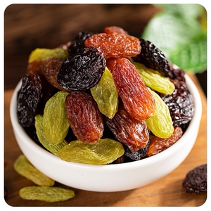 三只松鼠新疆三色葡萄干500g大颗粒即食绿香妃黑加仑红提果干零食