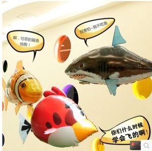 网红遥控飞鱼空中悬浮鲨鱼玩具会飞的室内漂浮氦气球生日布置道具