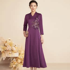 儿子结婚年轻款订婚新娘喜婆婆妈妈婚礼婚宴礼服高贵遮肚子高级感