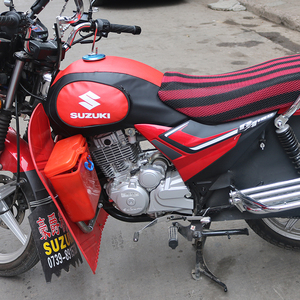 所获适用于轻骑铃木悍骏gr150fi qs150-5摩托车油箱罩套皮包