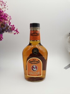 old grand-dad bourbon老祖父波本威士忌,700ml/40度.