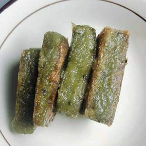 江山廿八都古镇特产手工水磨艾草青团糍粑年糕铜锣糕