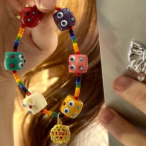 小怪兽手链多巴胺网红气质情侣手环搞怪卡通手饰礼物送女闺蜜手绳