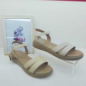 千佰莉凉鞋款
