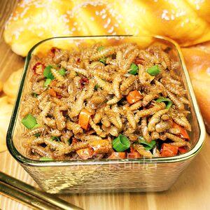 昆虫美食小吃油炸面包虫蛹食用黄粉虫蛹美味即食虫子熟食香辣零食