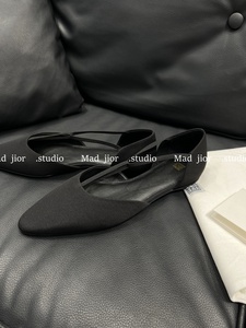 绸缎布包头侧空T字带单鞋女Toteme法式复古黑色舒适百搭平底凉鞋