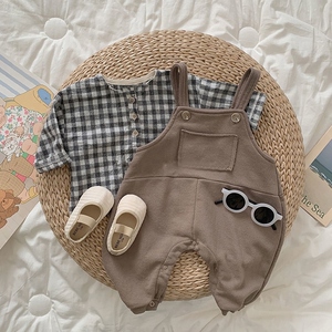 婴儿背带裤男宝童装ins韩宝宝软糯可开档女宝宝哈衣爬服春款外出