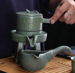 =青瓷懒人石磨茶具单个旋转出水功夫茶壶复古自动冲泡