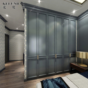 全屋定制轻奢风格客厅嵌入式酒柜无框玻璃柜门饰面板镶嵌金属铜条