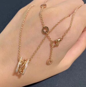 bvlgari/宝格丽弹簧项链18k玫瑰金镂空镶钻陶瓷小蛮腰情侣项链