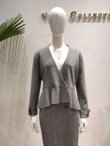 Vesas Collection唯尚女装 毛衣 小香风知性优雅穿着舒适 W1441