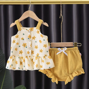 婴儿衣服夏季棉纱6吊带7上衣8短裤9套装10个月宝宝小女孩纯棉背心