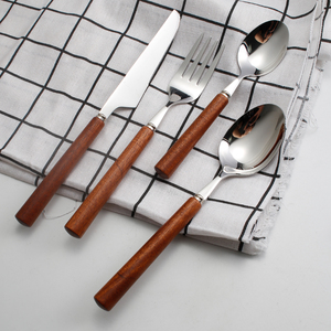 韩式304不锈钢家用长柄勺子餐具刀叉ins风精致木柄勺子甜品小勺子