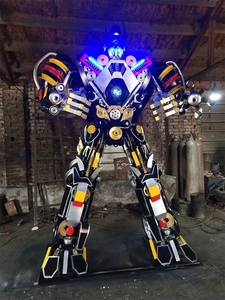 金属摆件2米4米定制户外摆件大型变形金刚模型机器人擎天柱大黄蜂