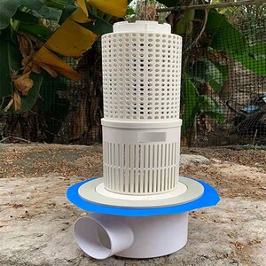 帆布鱼池出水口