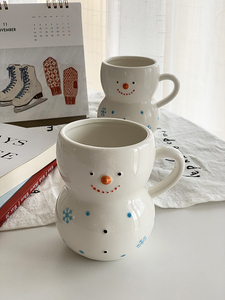 安木良品 ins可爱冬日雪人手绘釉下彩陶瓷圣诞节日礼品早餐马克杯