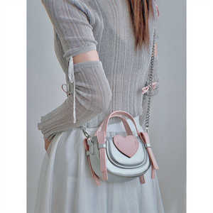 迷你斜挎小包包女式2024夏季新款设计感小众可爱轻便链条手提女包