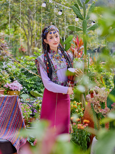 广西少数民族服装女春季2024新款舞蹈演出服一片裹裙西藏旅游长裙