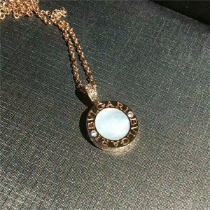 bvlgari/宝格丽圆盘项链18k玫瑰金镶钻双面翻转男女情侣锁骨链
