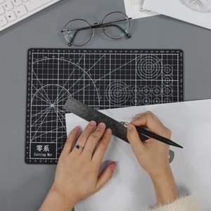 a4黑色多用途手工切割垫板diy裁切工具垫penbeat打击垫雕刻刀垫板