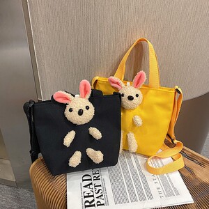 可爱小包包2020夏季新款抖音网红卡通小熊帆布包少女单肩斜挎包潮