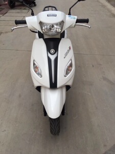 二手雅马哈巧格i摩托车
