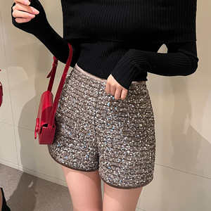 showheehee秀熙熙银色亮片显瘦短裤女高腰设计感直筒休闲阔腿裤子