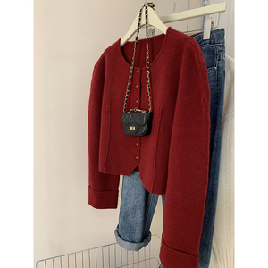 新年红色复古浣熊绒毛衣外套女冬季外穿2024高级感小香风针织开衫