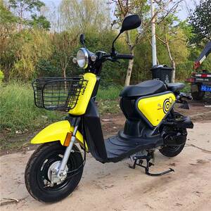 新款轻骑铃木小铃鹿50cc省油踏板车男女代步外卖燃油助力摩托车