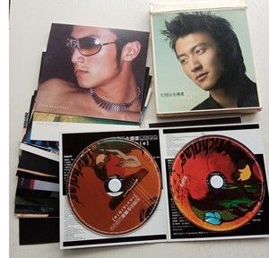 2002年HK纸盒正版CD+AVCD 谢霆锋全精选 无形的他 碟片95新有卡片