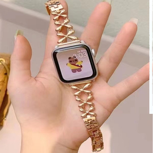 适用于苹果智能手环iwatch8小香风表带苹果手表iwatch1-7/8/S9代SE镶钻幸运草腕带女时尚气质替换表带配件