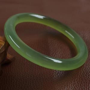 岫玉冰种岫岩玉手镯