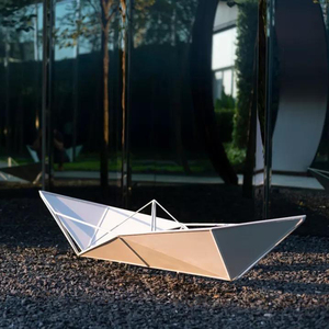 不锈钢折纸船雕塑户外创意简约几何摆件售楼部水景草坪美陈装饰品