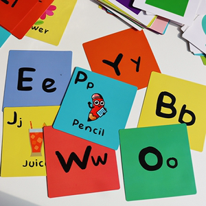 英语单词卡片启蒙教学教具字母数字颜色儿童认知闪卡识字游戏早教