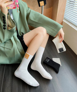 自留一打!要微笑鸭の贴布笑脸中高筒袜学生女棉袜子