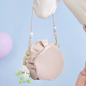 斜挎小圆包2024年新款时尚休闲日韩小众设计女生可爱小包包单肩包