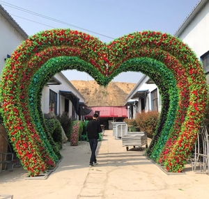 铁艺拱门爬藤花架爱心绢花拱门架仿真花拱门花架庆典花架拱门道具