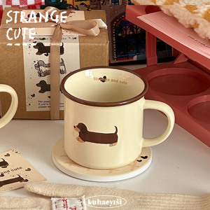 原创可爱腊肠小狗美拉德色系线条边边咖啡牛奶陶瓷杯耐冷热杯垫
