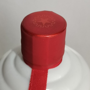 茅台镇酒瓶磨砂胶帽瓶盖热缩膜茅型封口膜瓶口塑封膜红色热缩帽