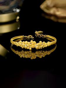 黄金色水晶珍珠繁花手镯女气质复古新中式婚嫁风镶嵌珍珠花朵手饰